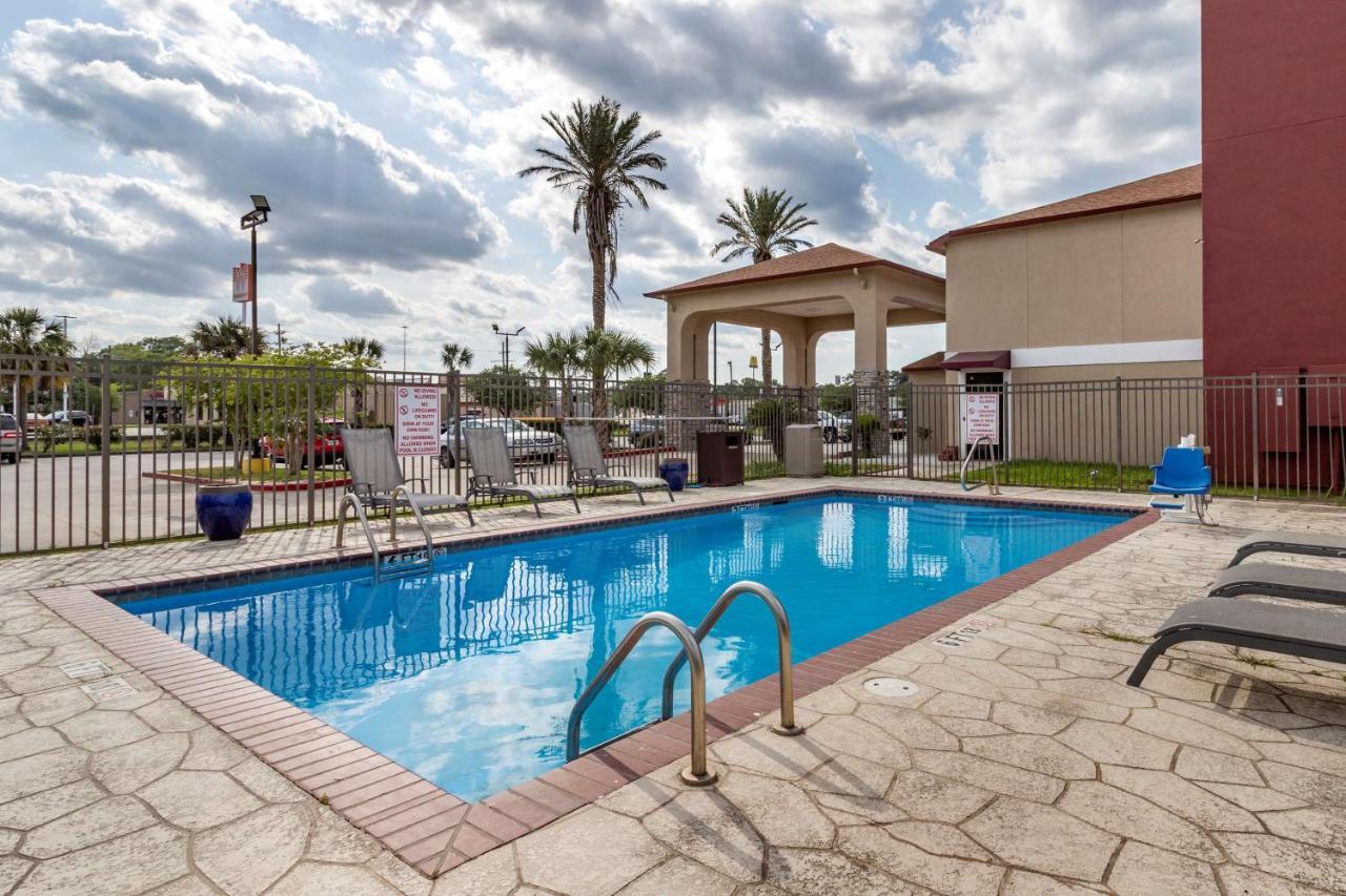 Best Western Plus Orange County Vidor Екстер'єр фото