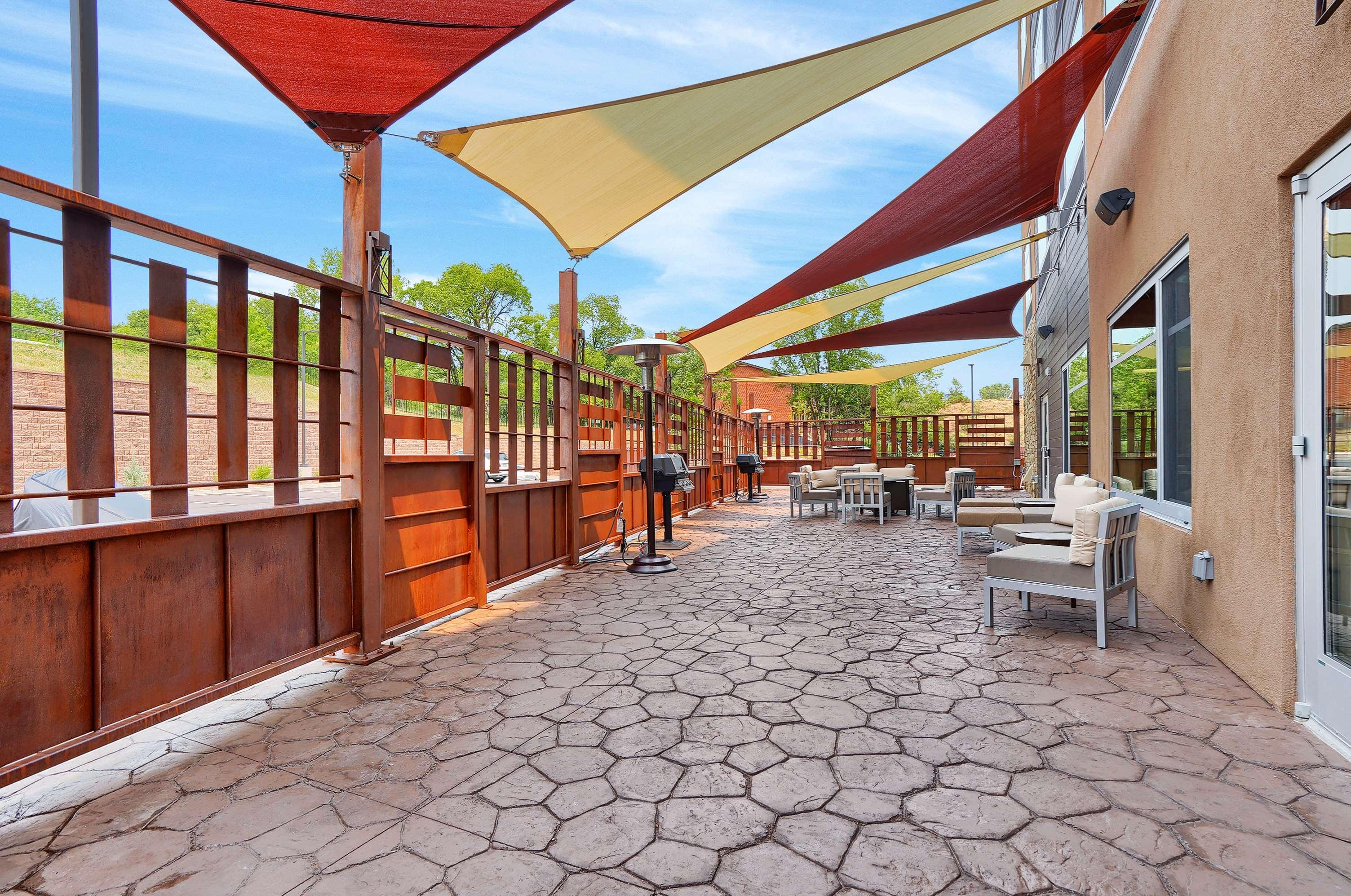 Best Western Plus Orange County Vidor Екстер'єр фото