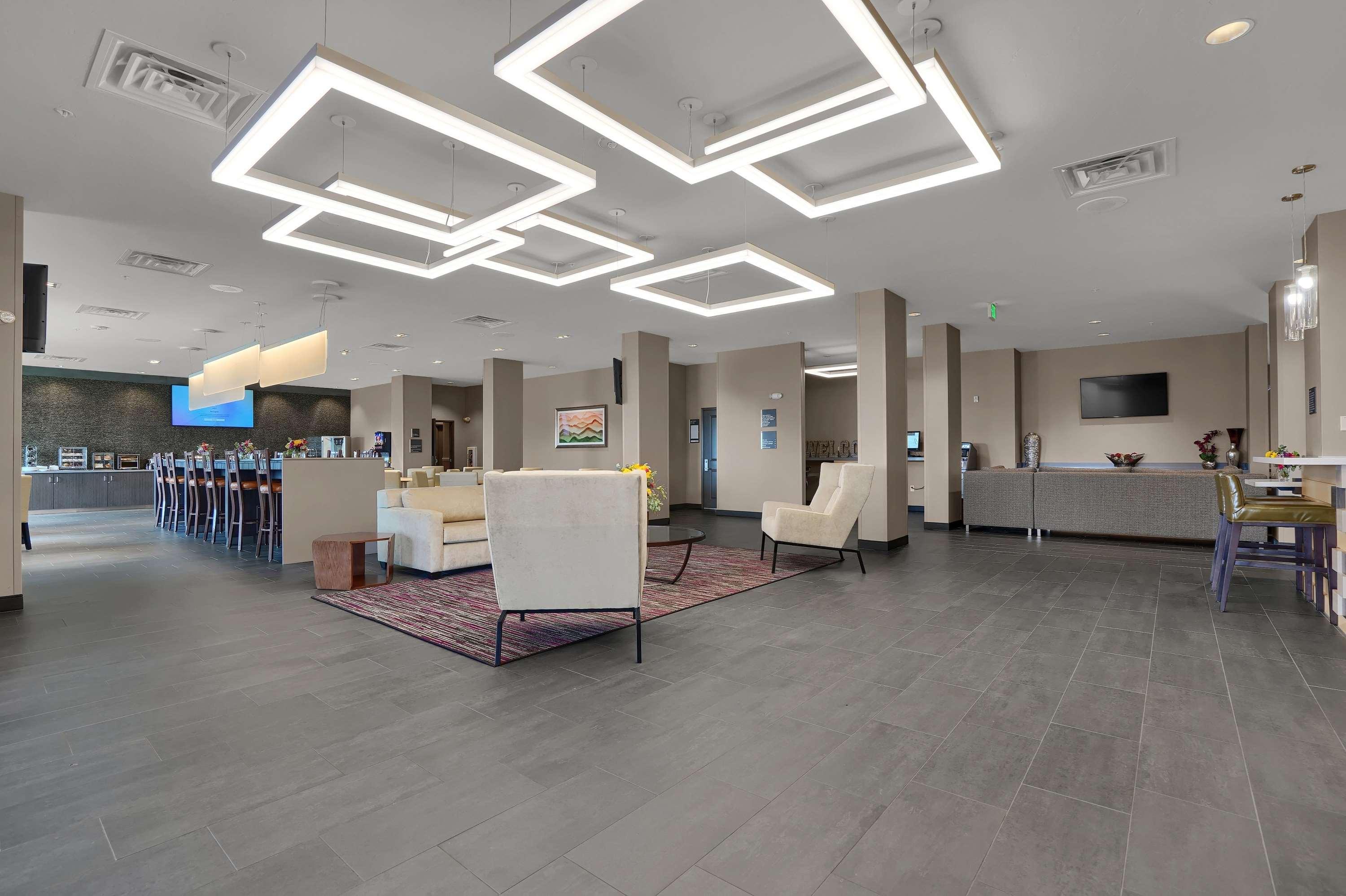Best Western Plus Orange County Vidor Екстер'єр фото