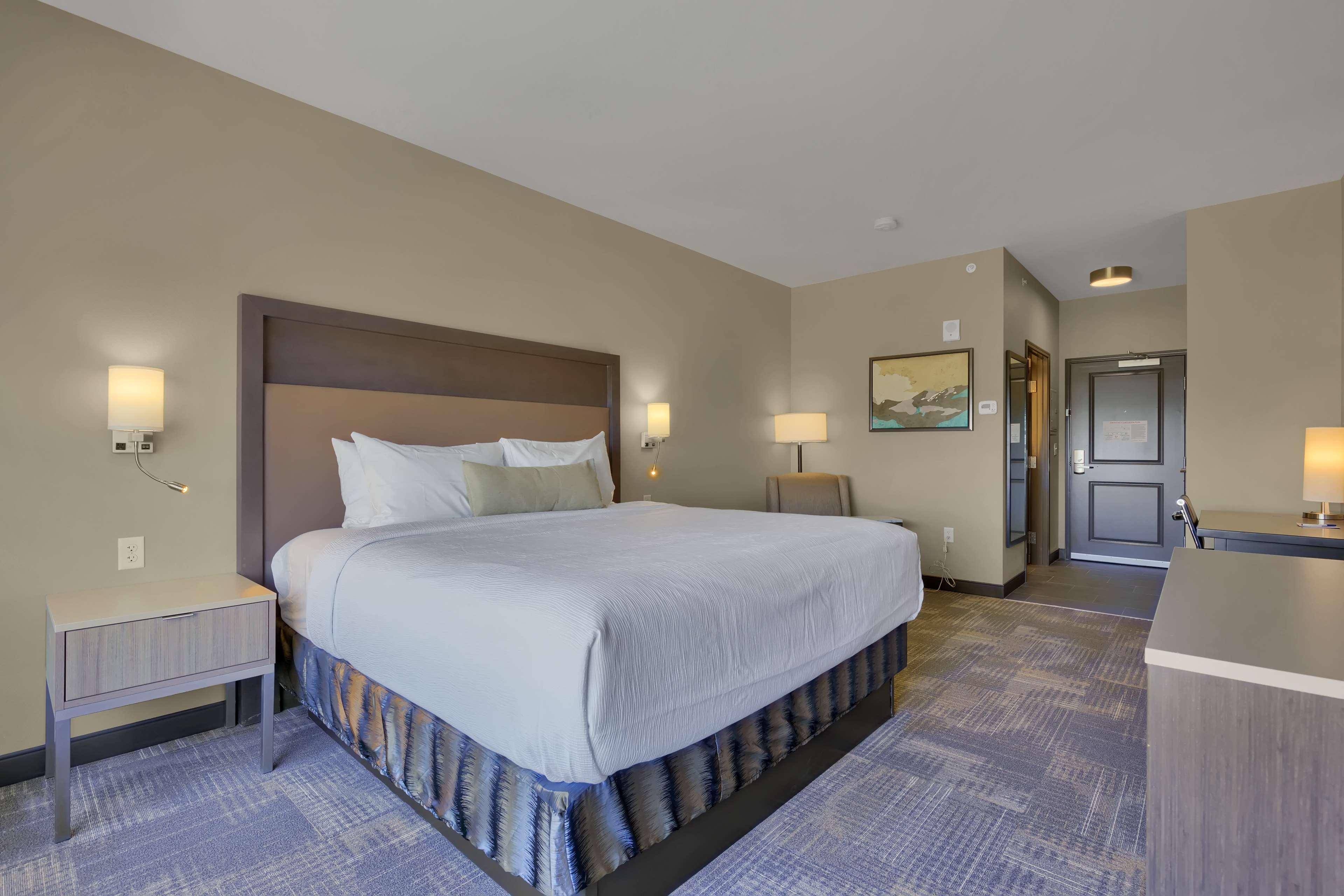 Best Western Plus Orange County Vidor Екстер'єр фото