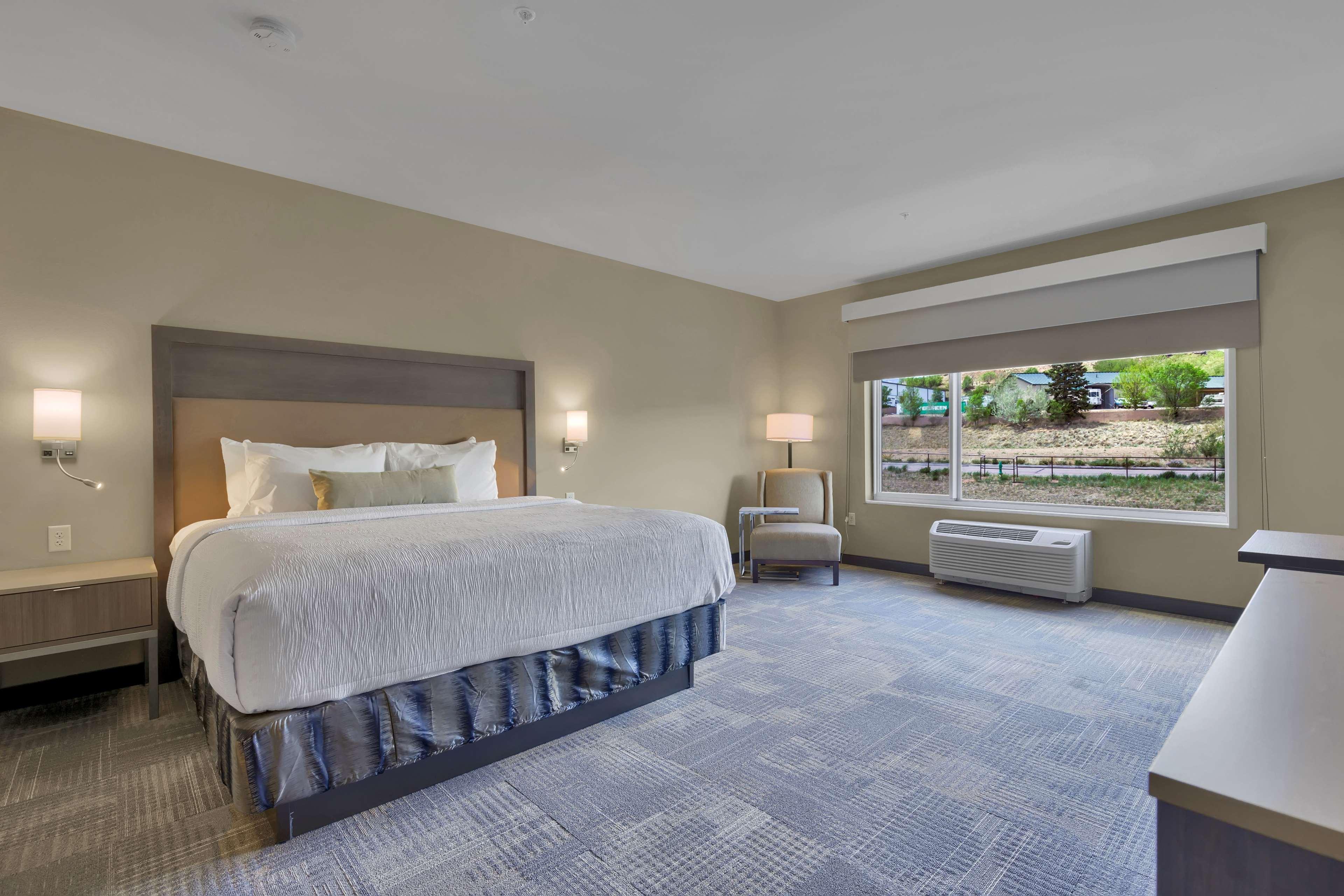 Best Western Plus Orange County Vidor Екстер'єр фото